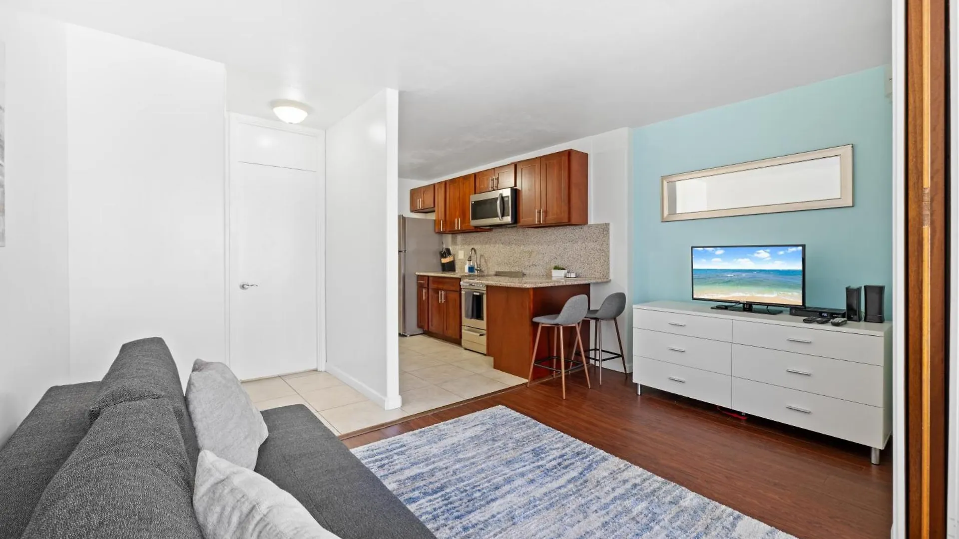 Ilikai Marina Studios Honolulu USA